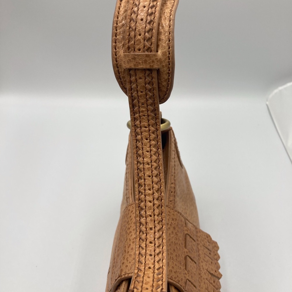 Via Spiga Vintage Tan Western vibe pebbled leather shoulder bag - Picture 3 of 15